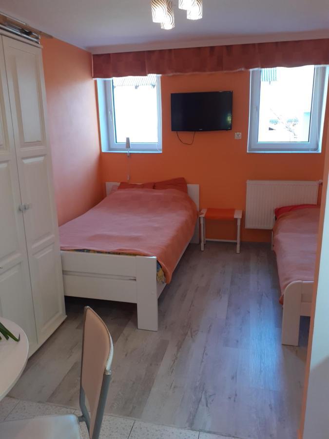 Wynajem Apartamentow I Pokoi. Ustronie Morskie Dış mekan fotoğraf