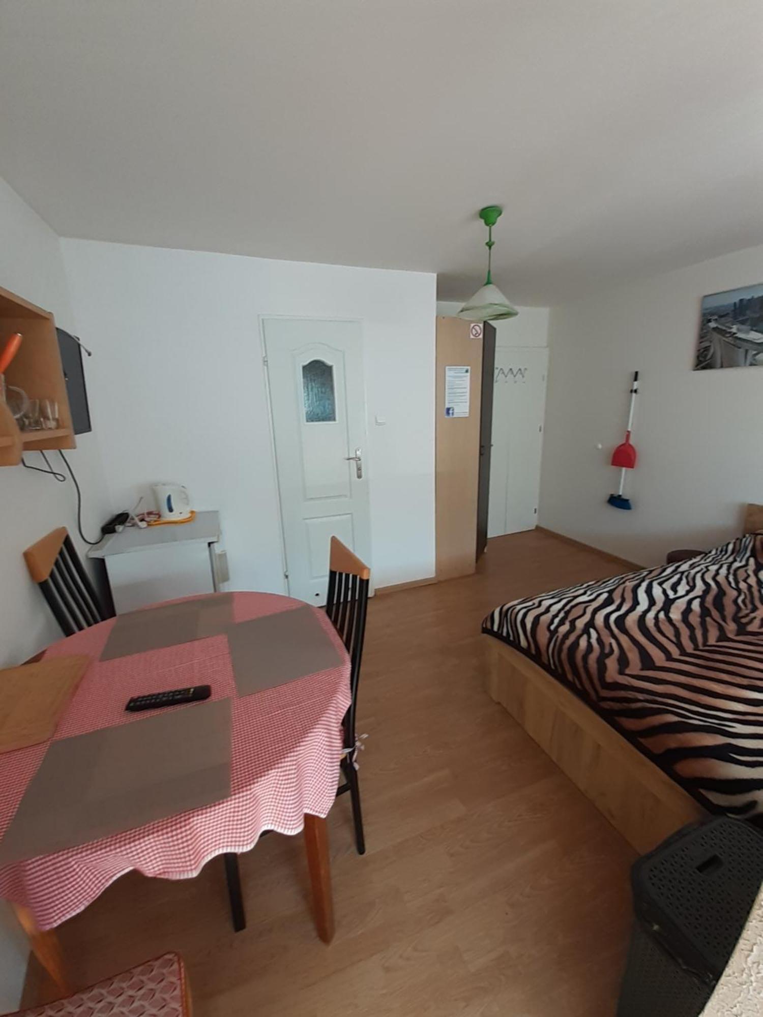 Wynajem Apartamentow I Pokoi. Ustronie Morskie Dış mekan fotoğraf